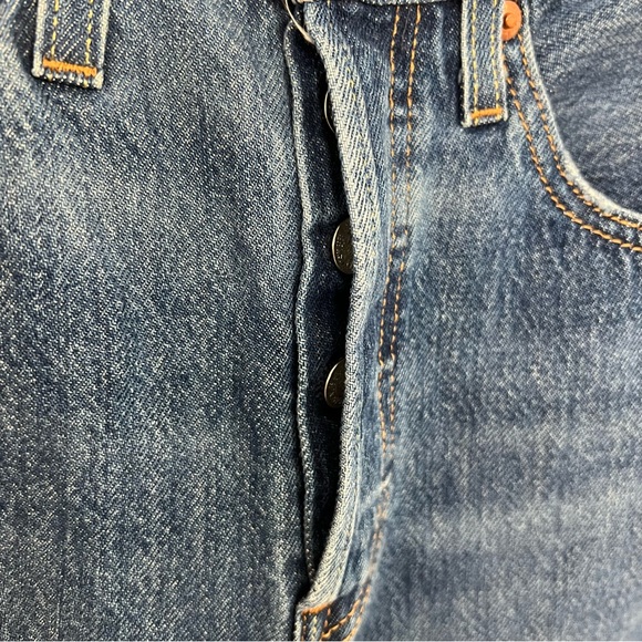Levi’s 501 S Jeans Size 26 W 28 L Distressed Dark Wash Button Fly 2 - Picture 4 of 5